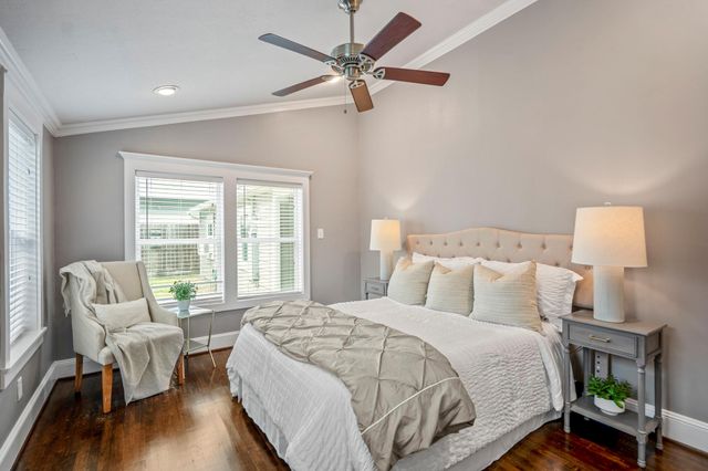 829 E 27th Street, Houston, TX 77009