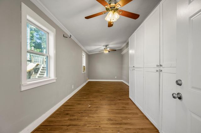 829 E 27th Street, Houston, TX 77009