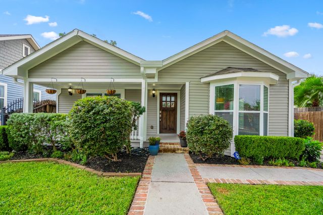 829 E 27th Street, Houston, TX 77009