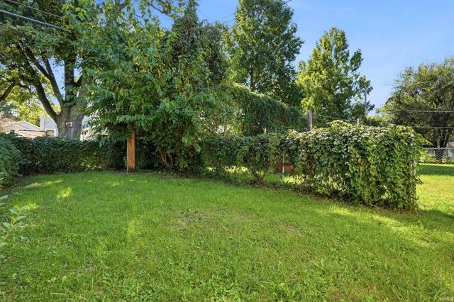 522 Curdes Avenue, Fort Wayne, IN 46805