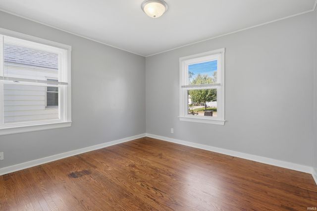 522 Curdes Avenue, Fort Wayne, IN 46805