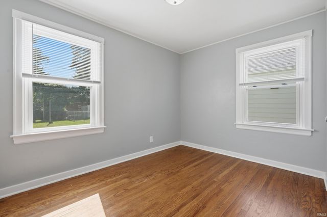522 Curdes Avenue, Fort Wayne, IN 46805