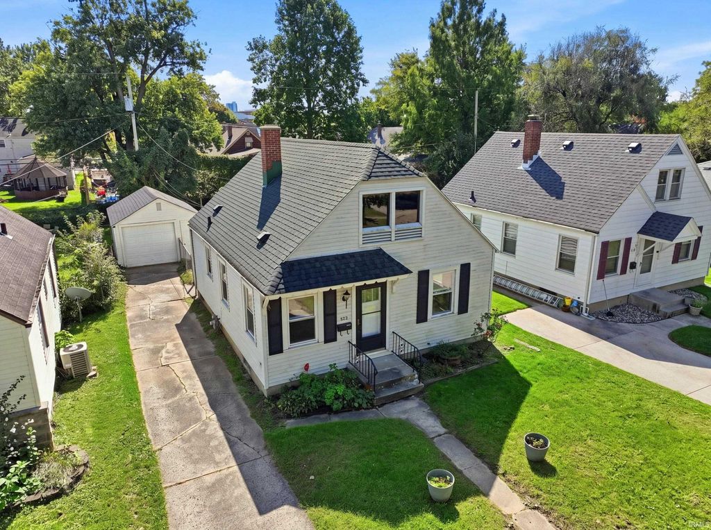 522 Curdes Avenue, Fort Wayne, IN 46805