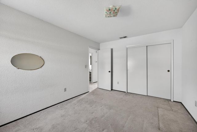 8560 Jester Ct, Elk Grove, CA 95624