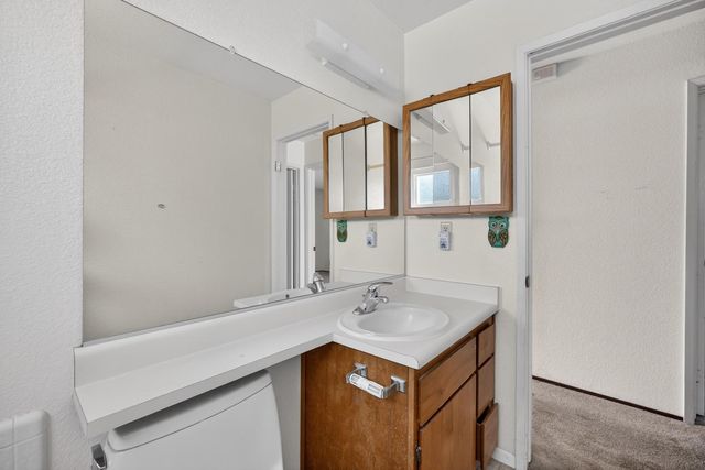 8560 Jester Ct, Elk Grove, CA 95624