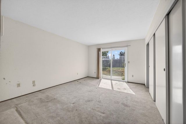 8560 Jester Ct, Elk Grove, CA 95624