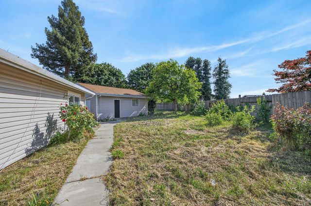 8560 Jester Ct, Elk Grove, CA 95624