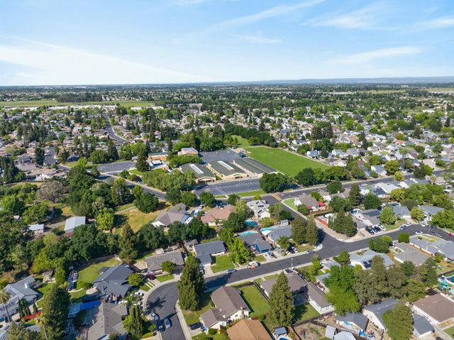 8560 Jester Ct, Elk Grove, CA 95624