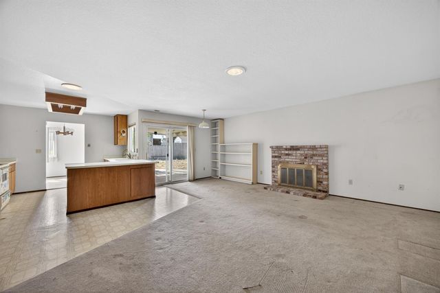 8560 Jester Ct, Elk Grove, CA 95624