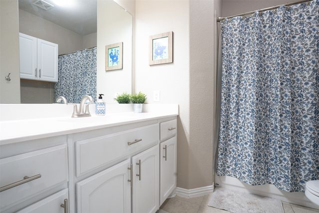 7921 Grassland Drive, Godley, TX 76044