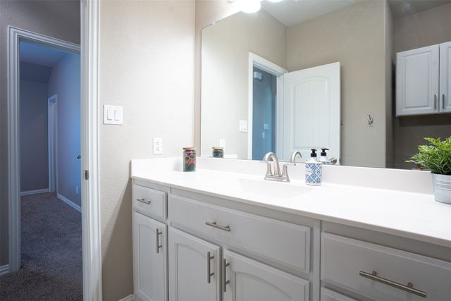 7921 Grassland Drive, Godley, TX 76044