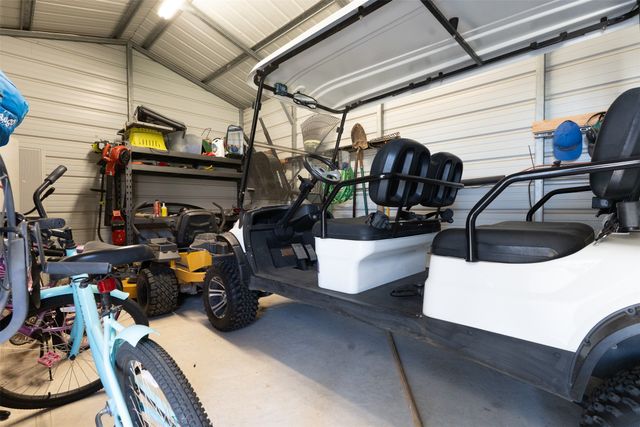 7921 Grassland Drive, Godley, TX 76044