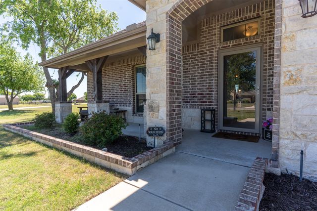 7921 Grassland Drive, Godley, TX 76044