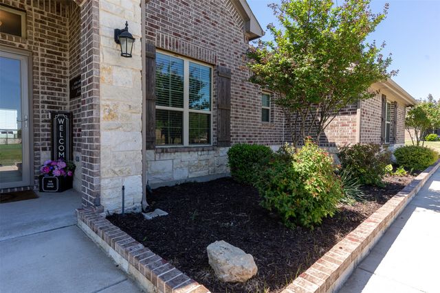 7921 Grassland Drive, Godley, TX 76044