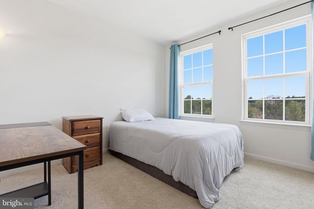8333 SCOTLAND LOOP, Manassas, VA 20109