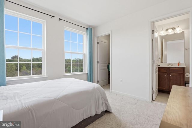 8333 SCOTLAND LOOP, Manassas, VA 20109