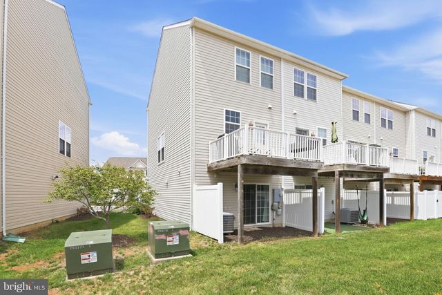 8333 SCOTLAND LOOP, Manassas, VA 20109