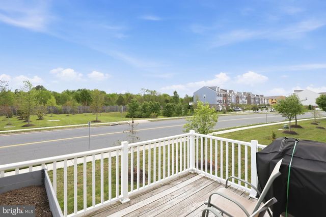 8333 SCOTLAND LOOP, Manassas, VA 20109