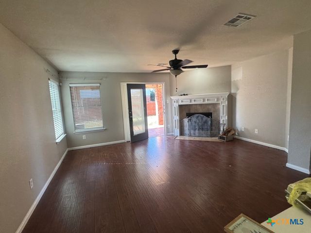 404 Big Timber Drive, Temple, TX 76502