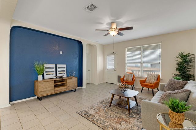 428 KINGS WAY, Cibolo, TX 78108