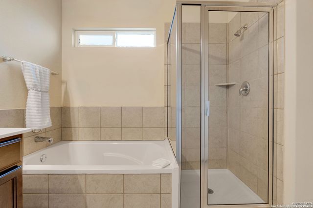 428 KINGS WAY, Cibolo, TX 78108