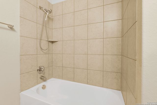 428 KINGS WAY, Cibolo, TX 78108