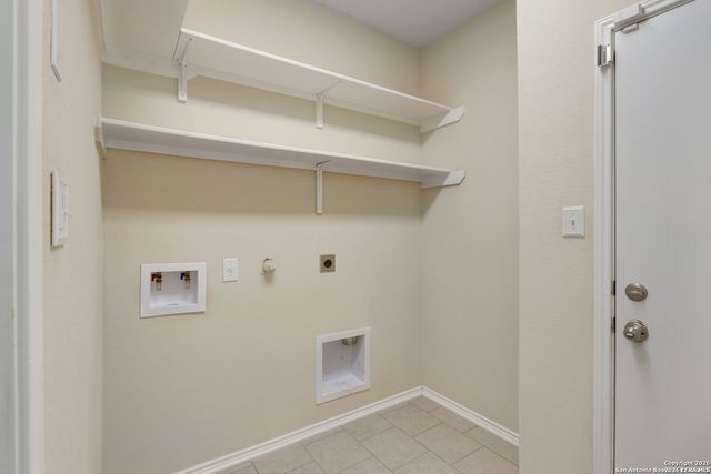 428 KINGS WAY, Cibolo, TX 78108