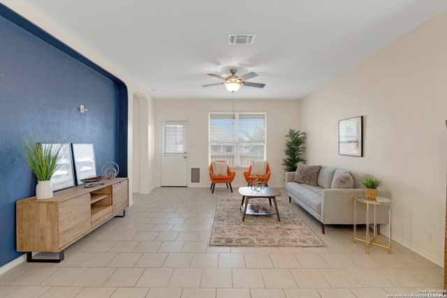 428 KINGS WAY, Cibolo, TX 78108