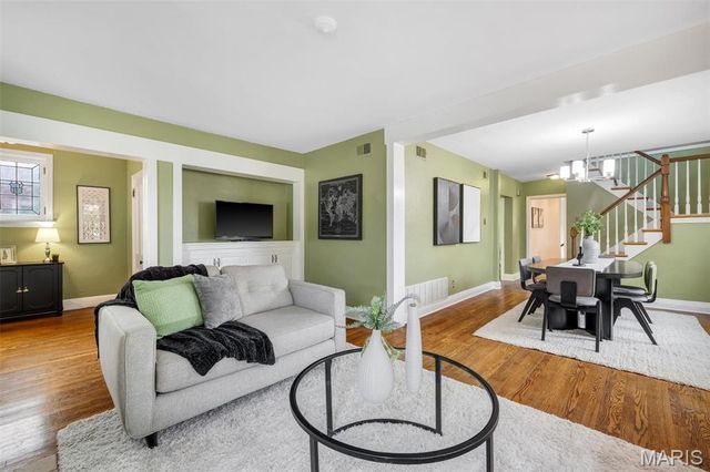 7324 Weil Avenue, St Louis, MO 63119