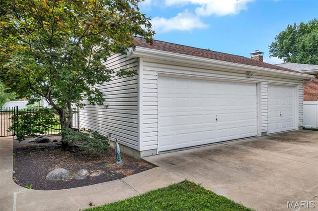 7324 Weil Avenue, St Louis, MO 63119