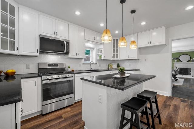 7324 Weil Avenue, St Louis, MO 63119