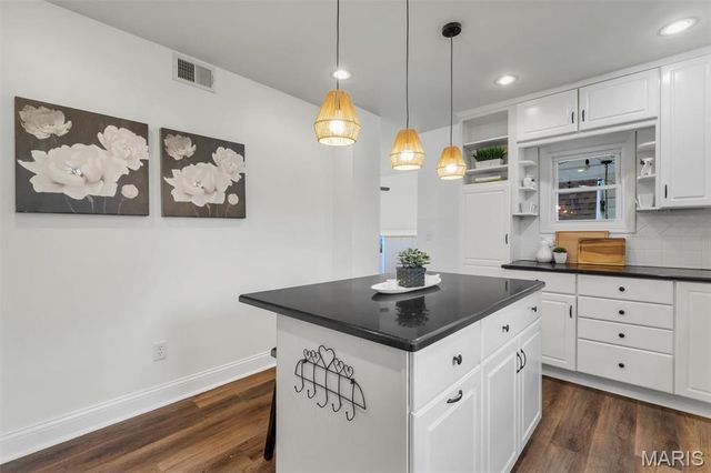 7324 Weil Avenue, St Louis, MO 63119