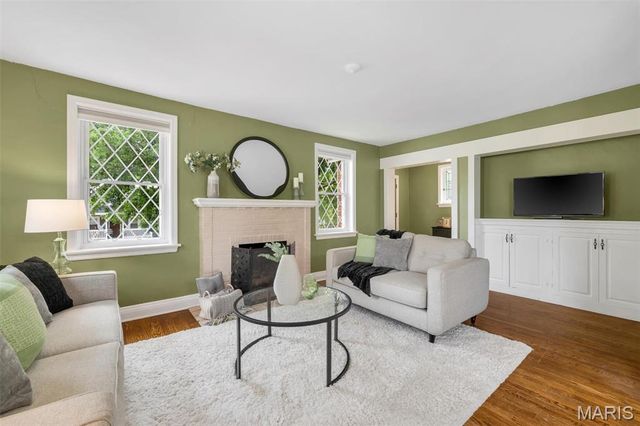 7324 Weil Avenue, St Louis, MO 63119