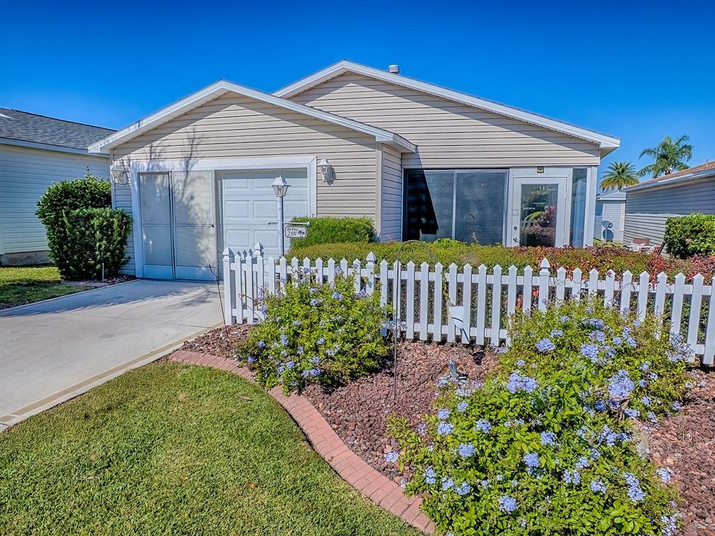 2331 RILEY ROAD, The Villages, FL 32162