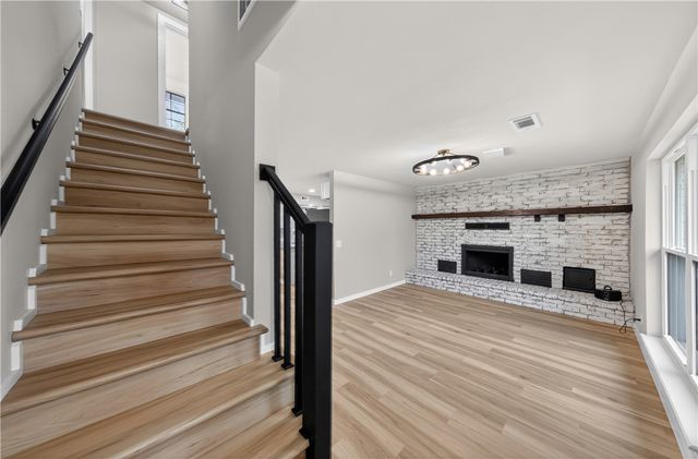 2107 Douglas Street, Bentonville, AR 72712