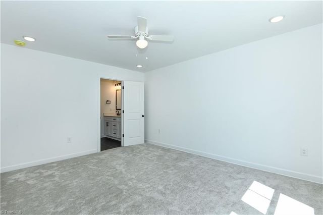 213 S English Street, Greensboro, NC 27401