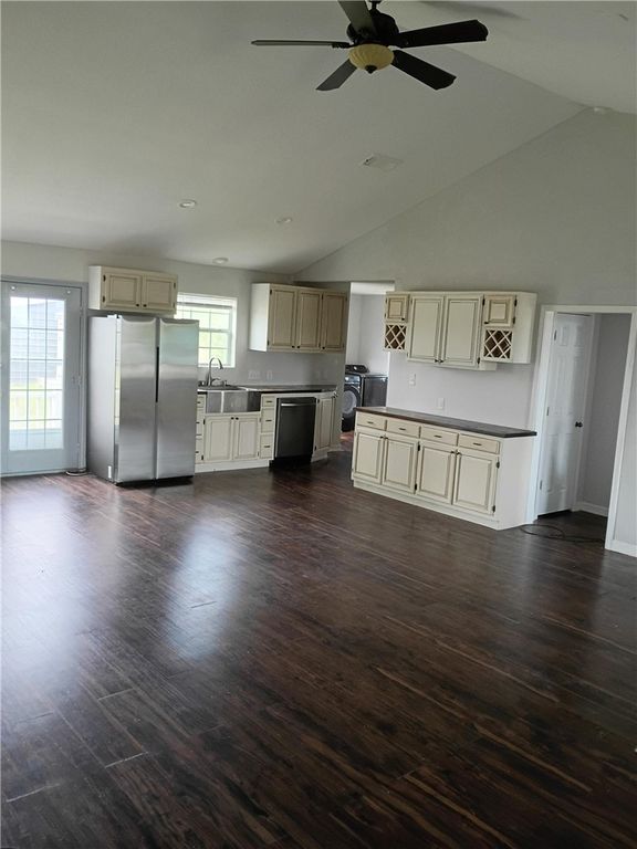 315 Rustic Oak Lane, Rockport, TX 78382 — photo 2
