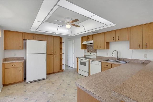 14091 SW 32ND TERRACE ROAD, Ocala, FL 34473