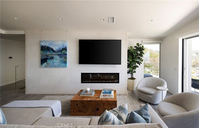 1238 Anacapa Way, Laguna Beach, CA 92651