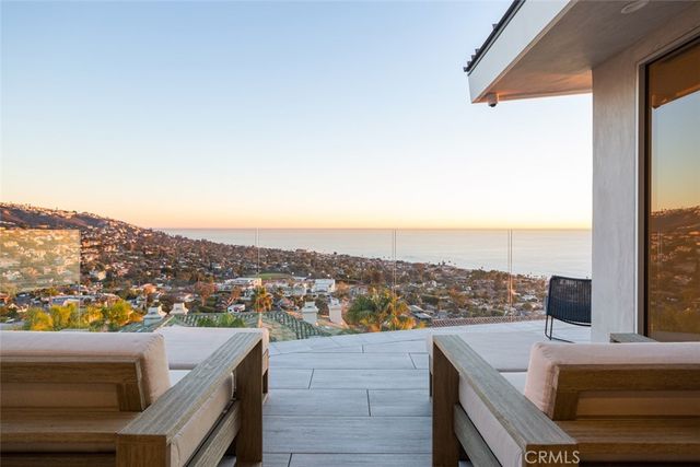 1238 Anacapa Way, Laguna Beach, CA 92651