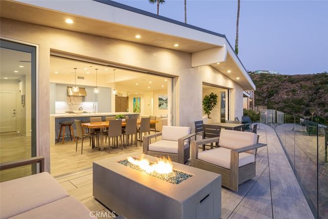 1238 Anacapa Way, Laguna Beach, CA 92651
