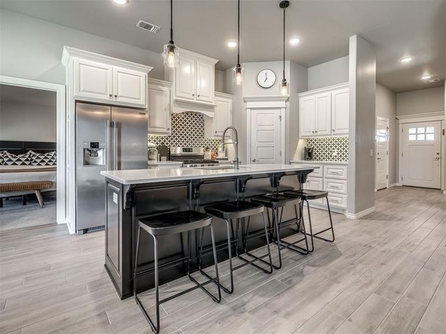 3708 Palisade Lane, Oklahoma City, OK 73179