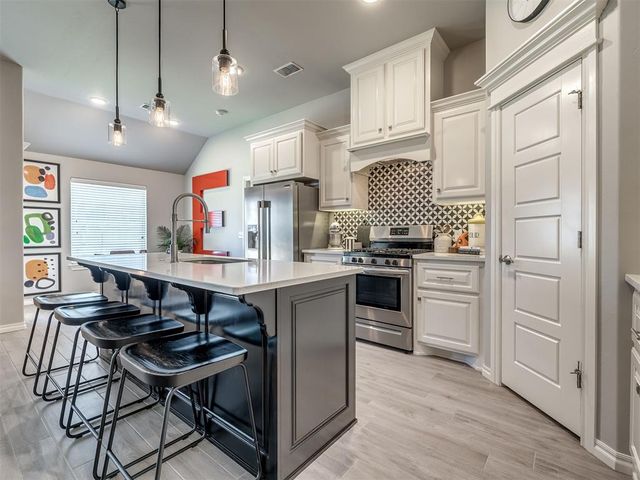 3708 Palisade Lane, Oklahoma City, OK 73179