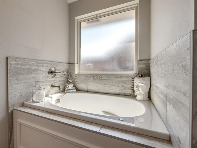 3708 Palisade Lane, Oklahoma City, OK 73179