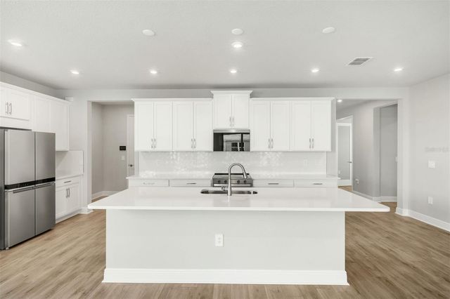 18239 CHROMATA DRIVE, Venice, FL 34293