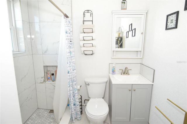 156 146TH AVENUE E A, Madeira Beach, FL 33708