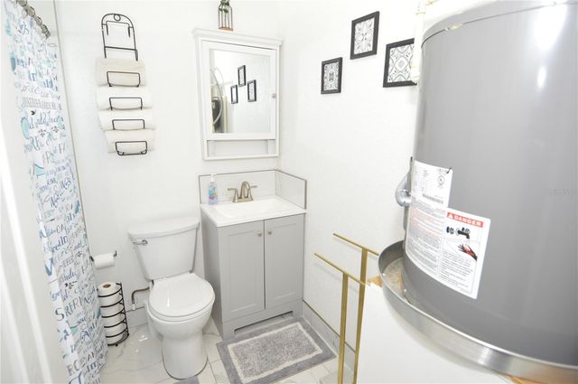 156 146TH AVENUE E A, Madeira Beach, FL 33708