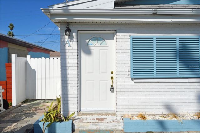 156 146TH AVENUE E A, Madeira Beach, FL 33708