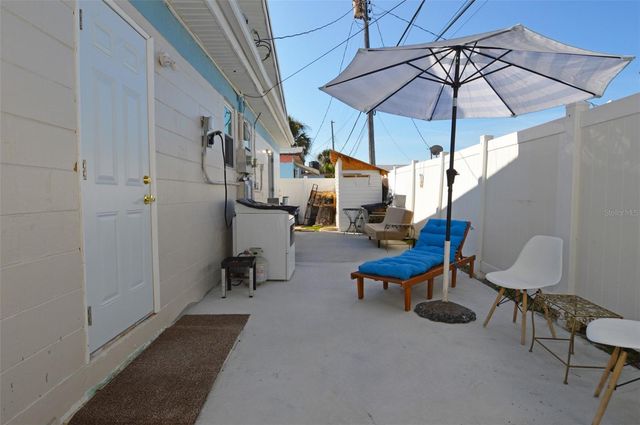 156 146TH AVENUE E A, Madeira Beach, FL 33708