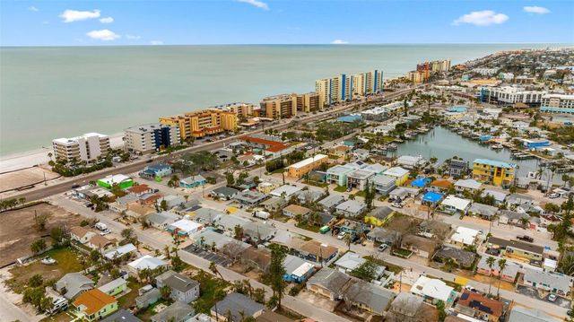 156 146TH AVENUE E A, Madeira Beach, FL 33708